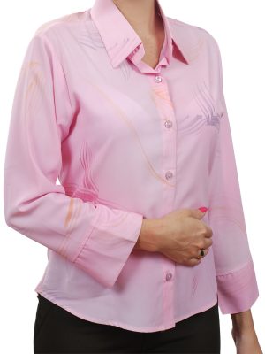 Camisa feminina em crepe de seda rosa estampada