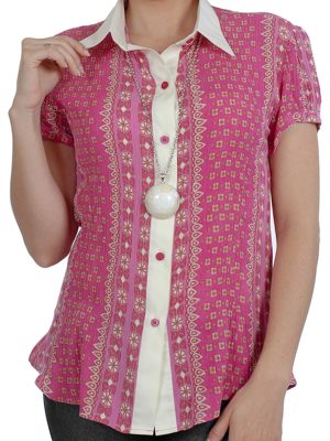 Camisa social feminina da rosa com detalhes em branco